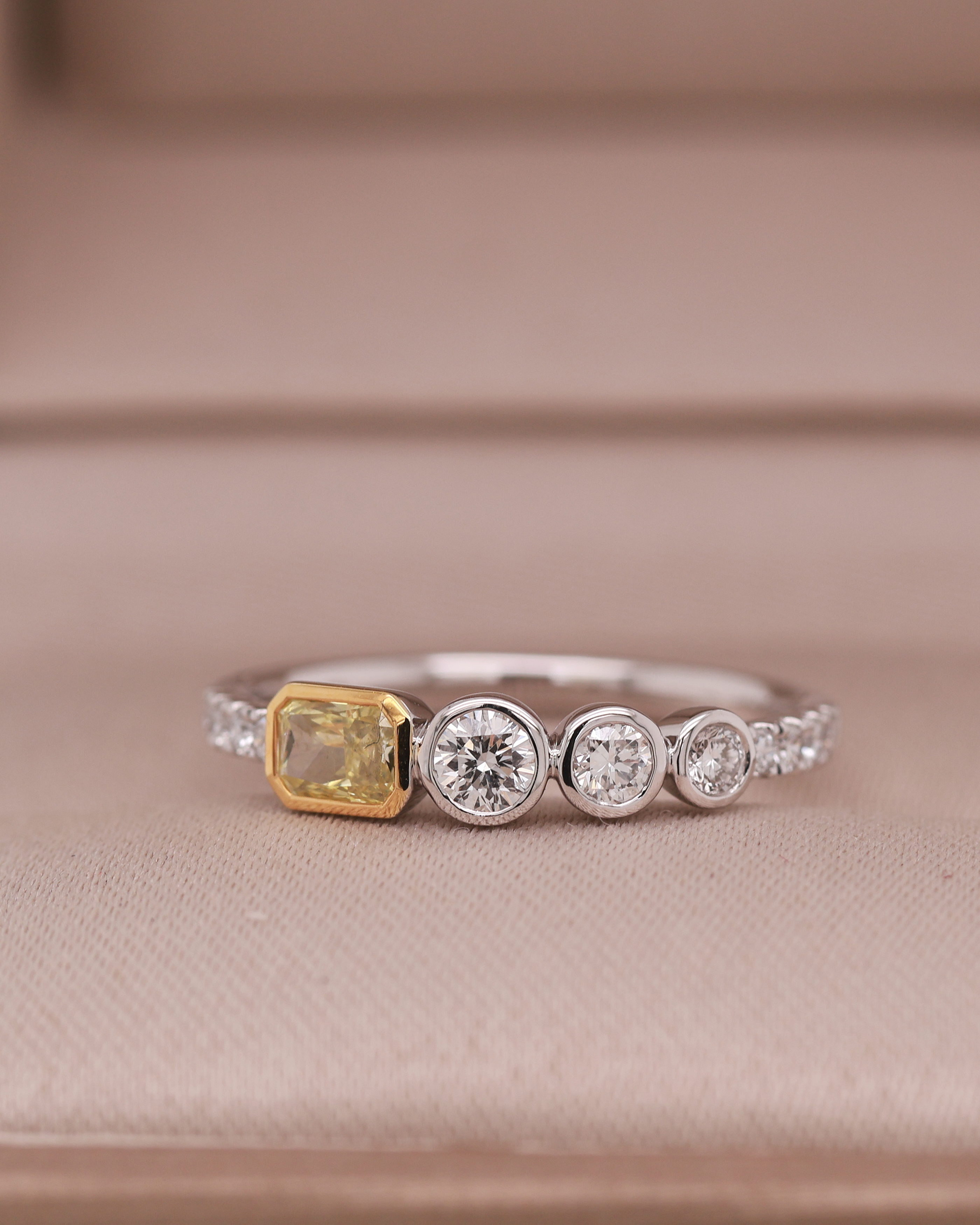 White Gold 10K Diamond Ring