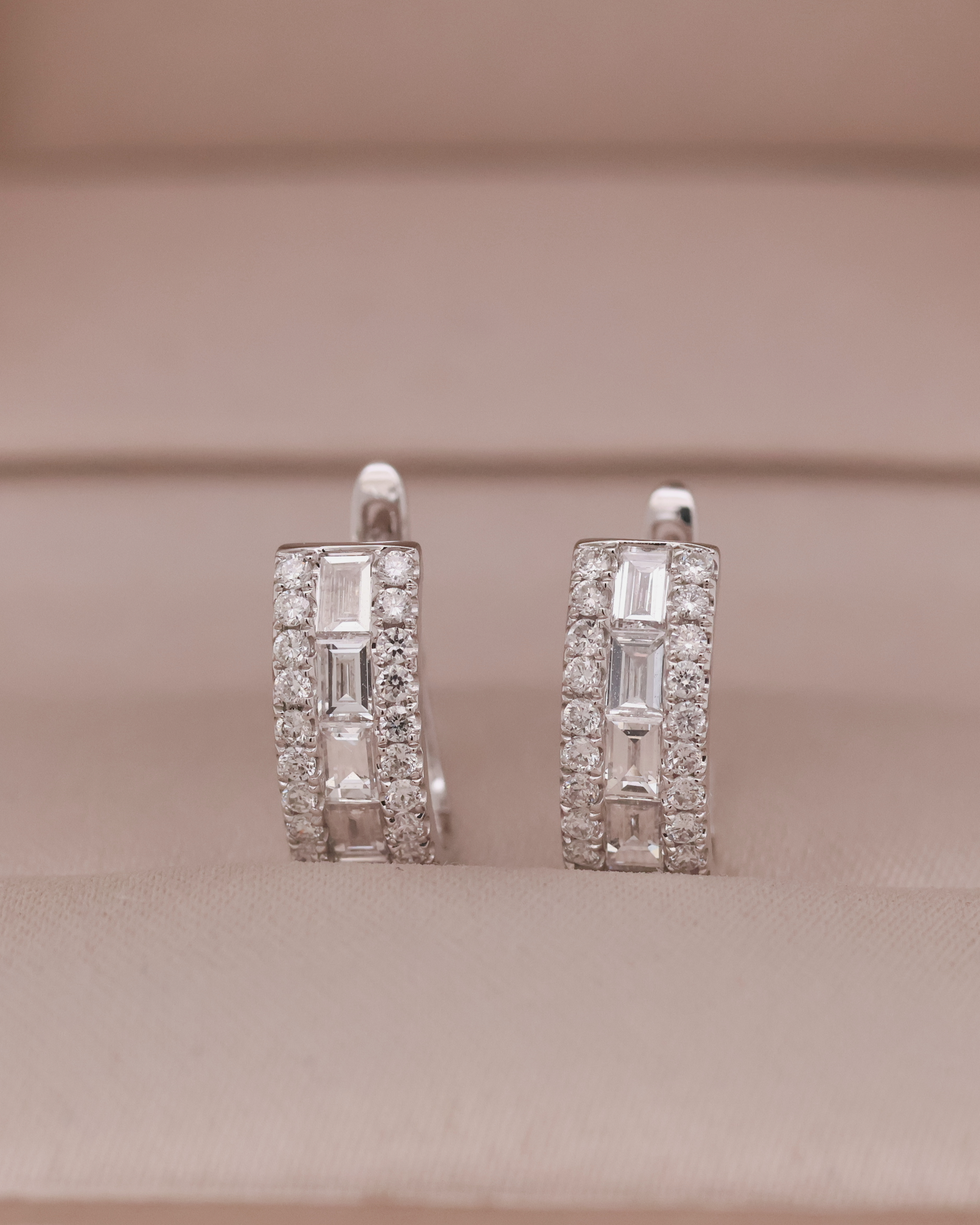 White Gold 14K Diamond Earring