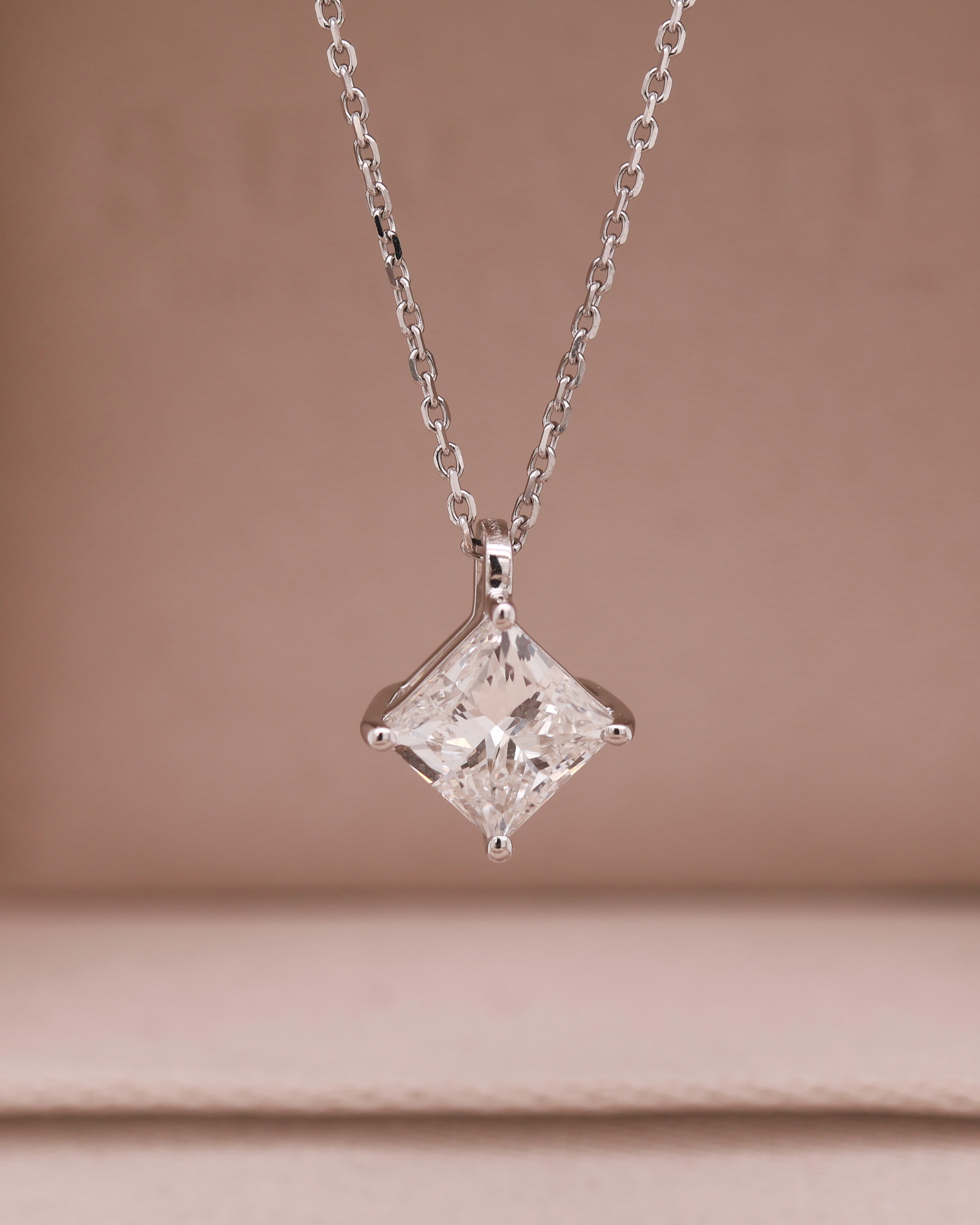 White Gold 14K Diamond Necklace