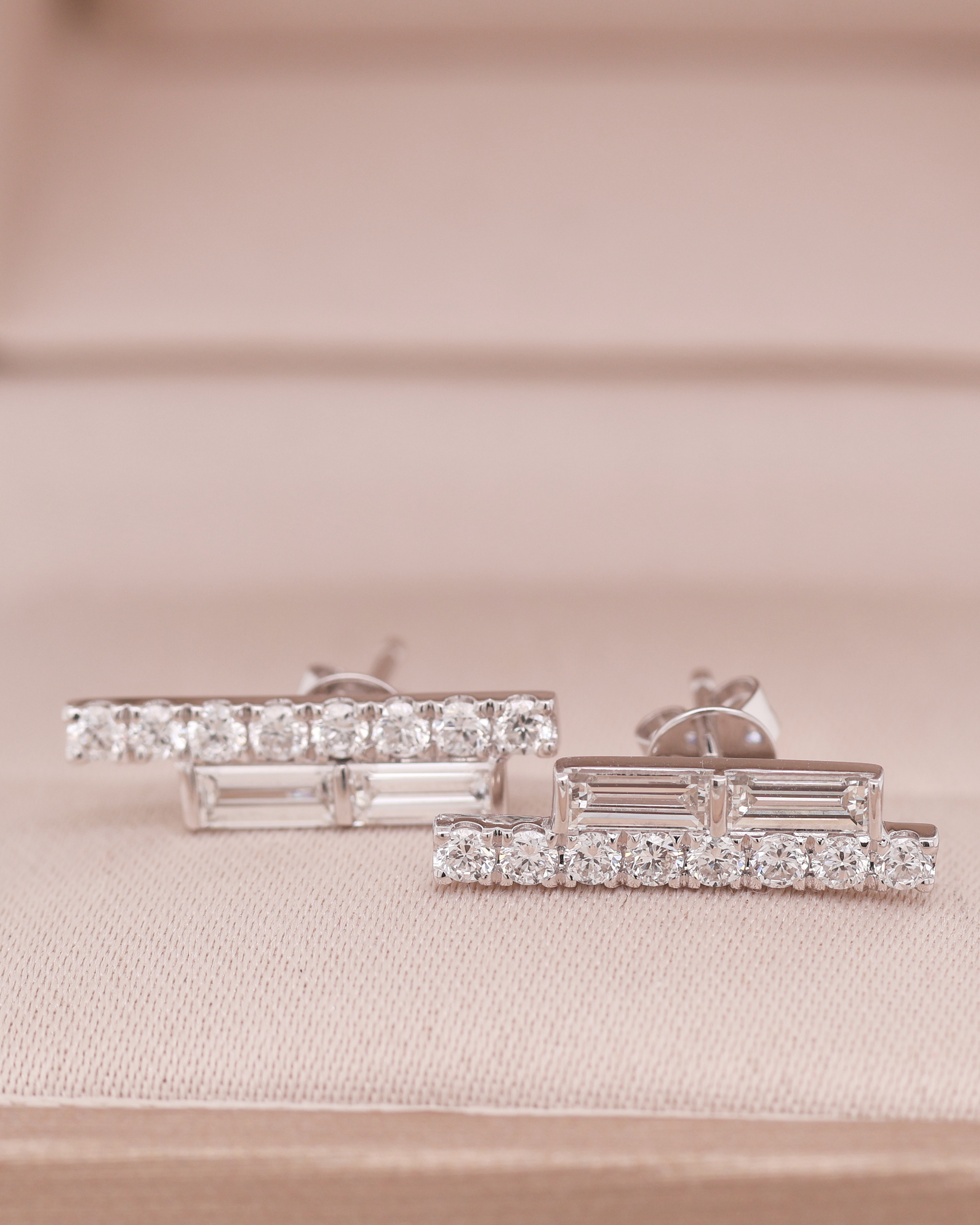 White Gold 14K Diamond Earring