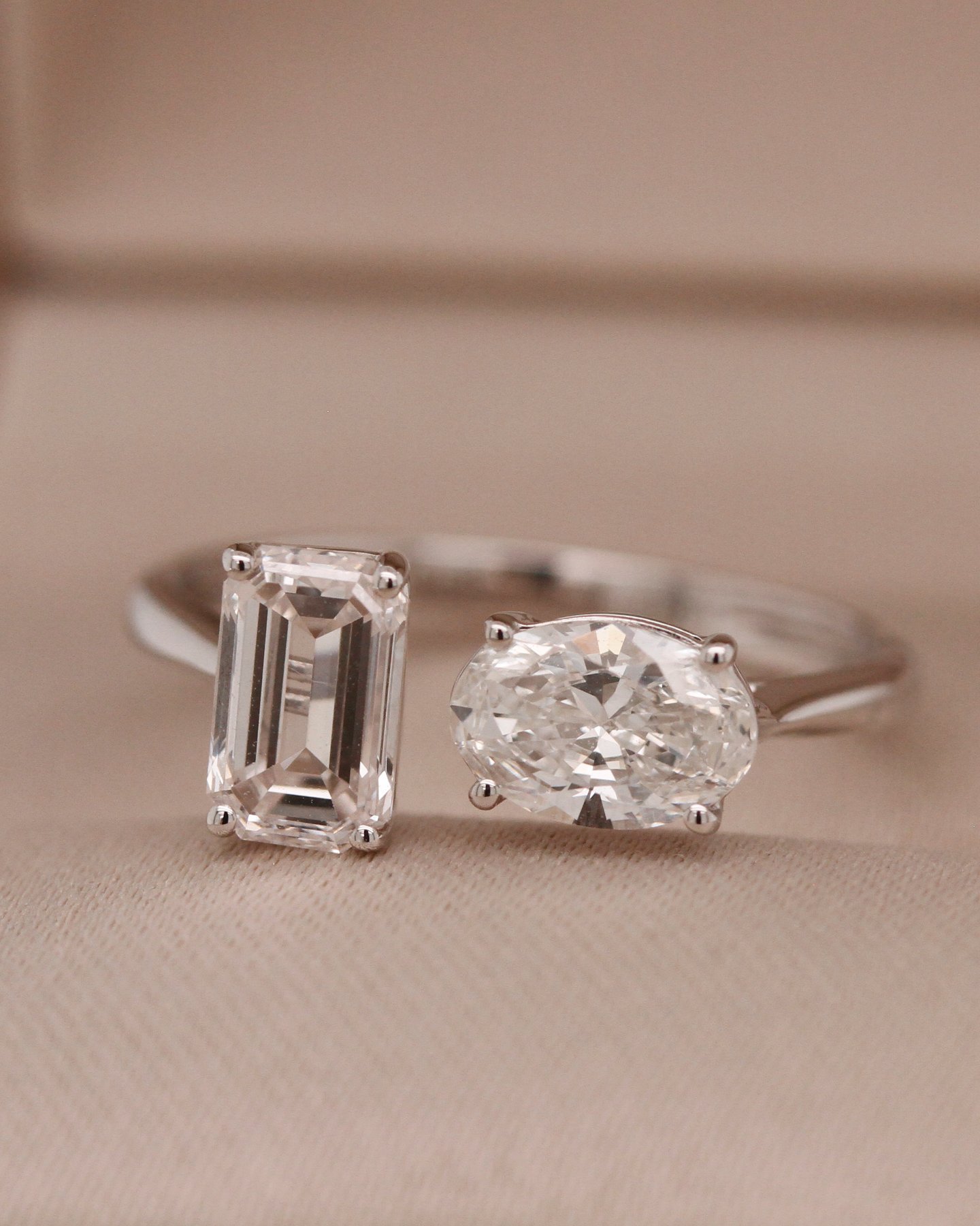 White Gold 10k Toi Et Moi Emerald with Oval