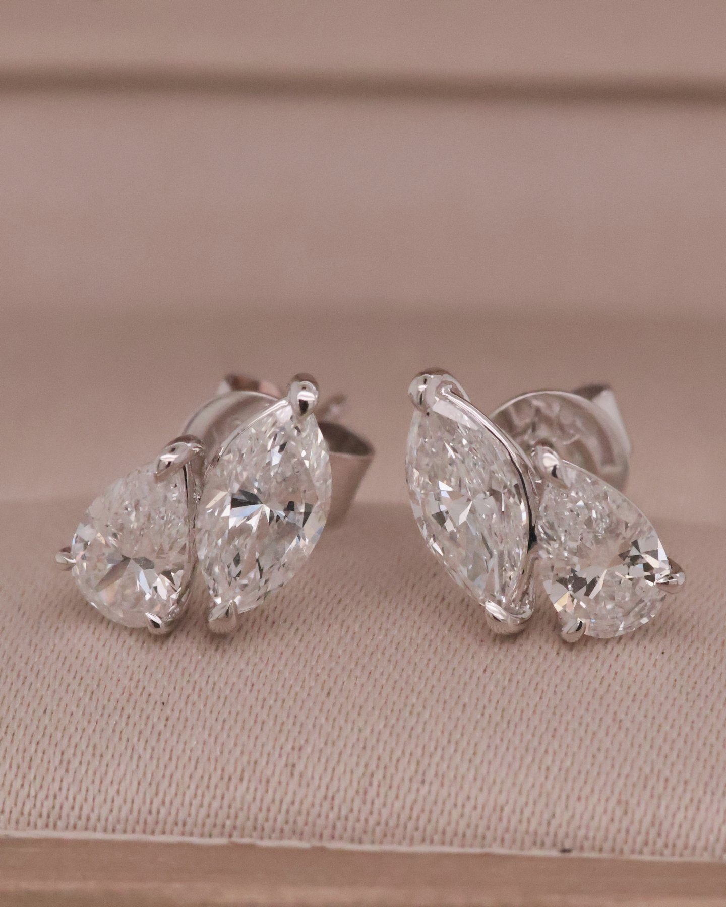 White gold 10k  Toi et Moi Pear and Marquise