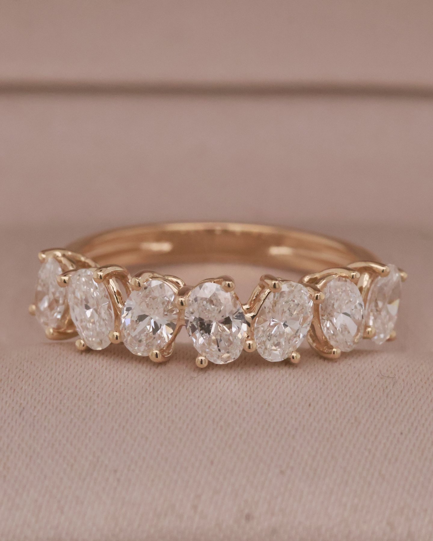 Vanilla gold 10k Oval half eternity