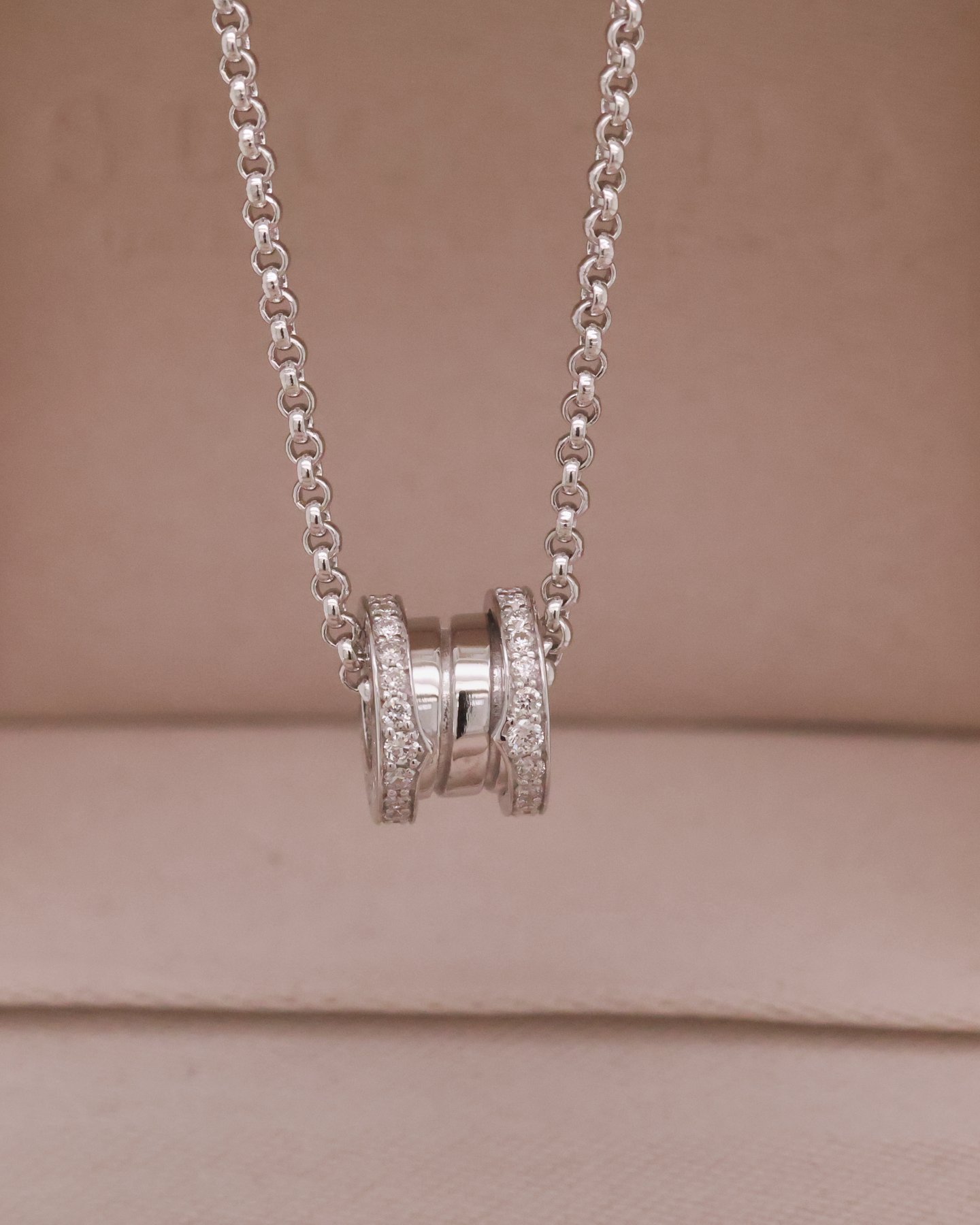 White gold 9k Bulgari Necklace